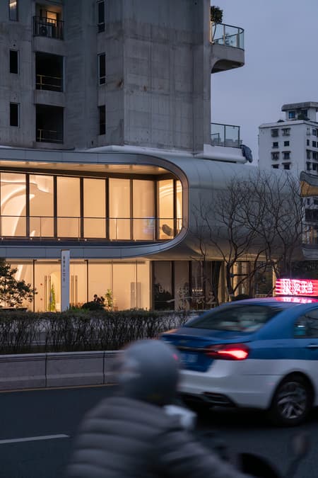 Upper Riverside Experience Center